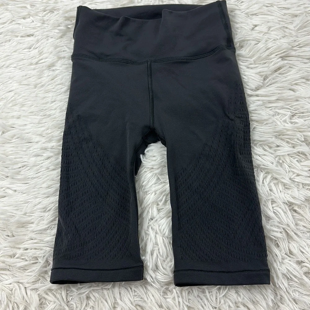 Lululemon Reveal Short Digital Rain Graphite Grey